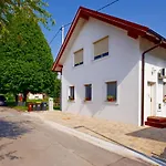 Eco-lux With Free Bicycles End Free Parking *